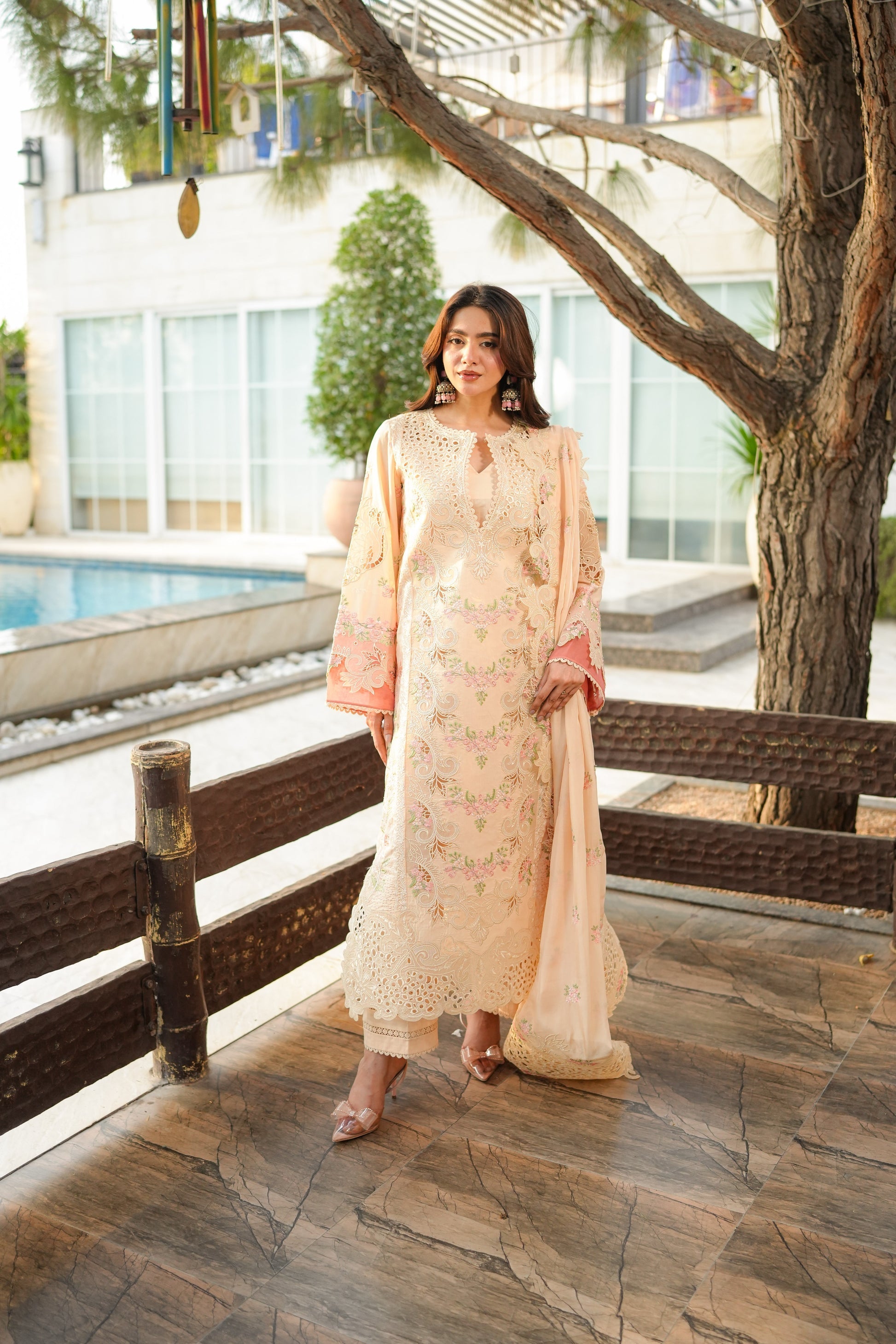Aneelas - 3pc Embroidered Unstitched Signature Lawn - P3631