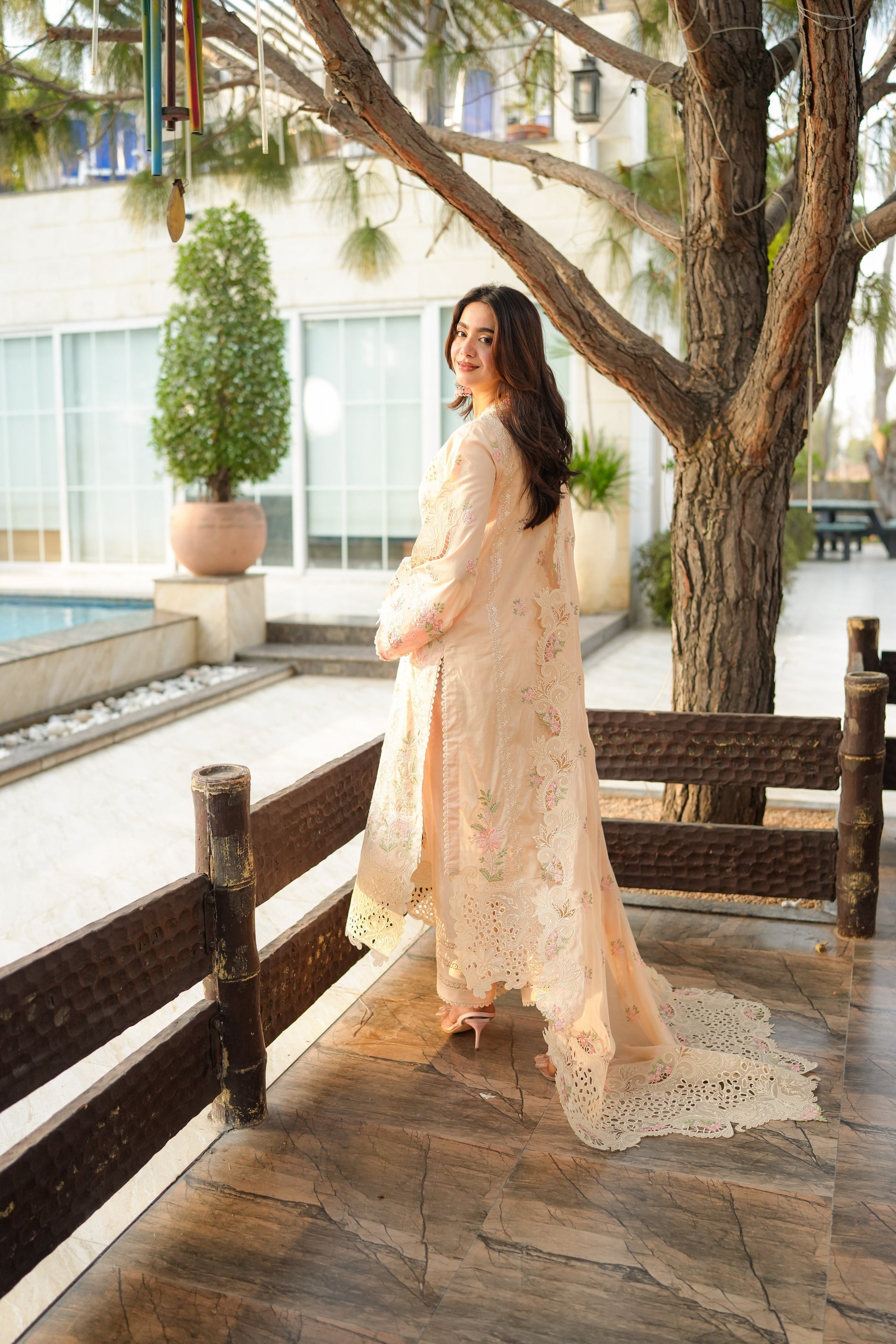 Aneelas - 3pc Embroidered Unstitched Signature Lawn - P3631